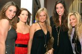 De Oranje-hockeysters op het sportgala in 2007. Links Ellen Hoog, tweede van rechts Naomi van As. © Pro Shots