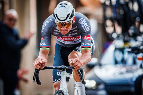 Mathieu van der Poel gaat nieuwe uitdaging aan: 'Terug in het bos'