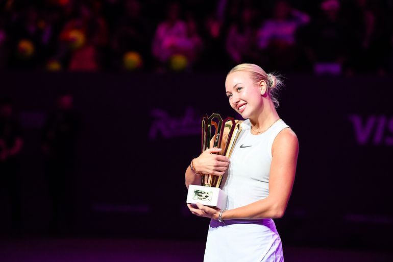 Dit is Anastasia Potapova: tennisster dook plotseling op bij Tallon Griekspoor na geklapt huwelijk met collega