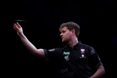 Drie van de vier Nederlanders door bij avondsessie European Darts Open