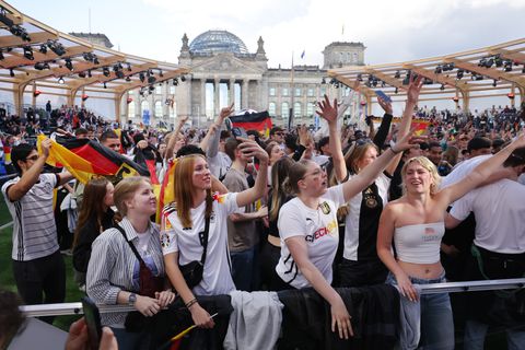 'Gratis' nep Duits EK-shirt te mooi om waar te zijn? 'Je betaalt met je data'