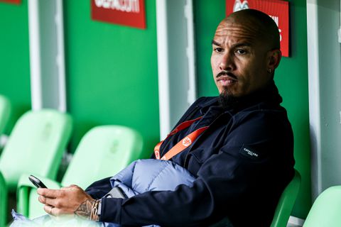 Nigel de Jong speelt opvallende rol in stunt van Jong Oranje: 'Hij is heel belangrijk voor ons'