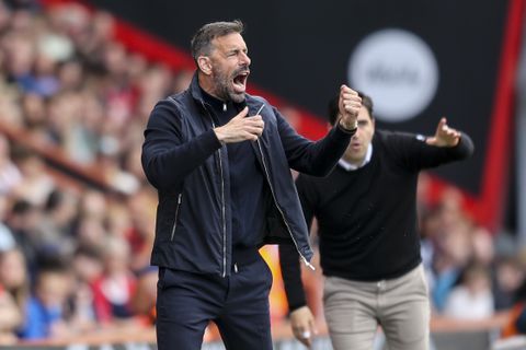 Ruud van Nistelrooij speelbal van gehaaide club, toekomst van Nederlandse trainer snel duidelijk