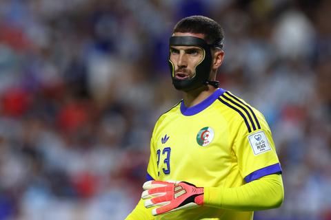 Zoon van voetballegende schakelt tijdens WK psycholoog in na blunders in eerste duel