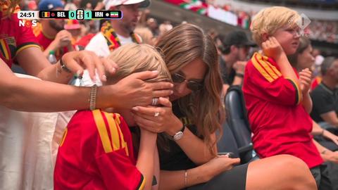 Huilend jongetje (10) op WK voetbal blijkt zoon Belgische superster: 'Hij kon het niet meer aanzien'