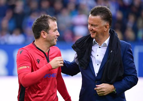 'Stiekeme rokers' bij Oranje hielden Louis van Gaal voor de gek: 'Stond ik daar met vier sigaretten...'
