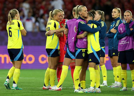 Wereldkampioene vol verbazing na bizarre ontknoping op EK vrouwenvoetbal: ‘Hoe kán dit?’