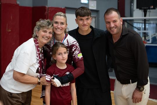 Estavana Polman onthult speciale naam voor zoontje met Rafael van der Vaart