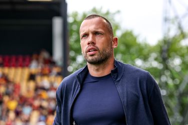 John Heitinga ziet blessuregolf toenemen bij Ajax: 'Het is een puzzel'