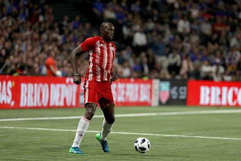 Wereldberoemde sportlegende duikt op bij opvallend amateurteam vol ex-topsporters