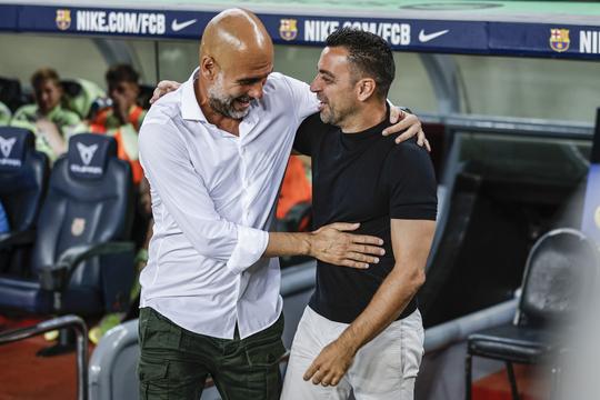 'KNVB had voor de komst van Xavi contact met Pep Guardiola over bondscoachschap'