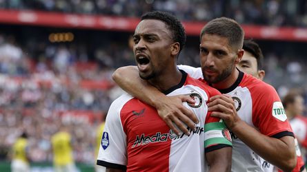 Quinten Timber benut zijn eerste penalty ooit, maar is kritisch na zege Feyenoord op NAC: 'Dat is niet nodig'