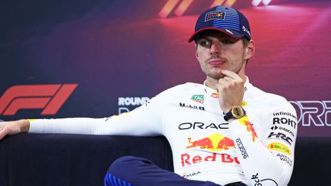 Gelaten Max Verstappen wekt verbazing bij buitenlandse media: 'Hij is zichzelf niet meer'