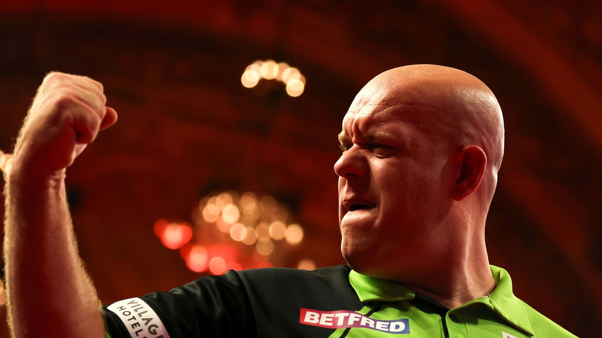 Michael van Gerwen vol vertrouwen na bevrijdende toernooizege en 9-darter: 'Nummer één van dit jaar'