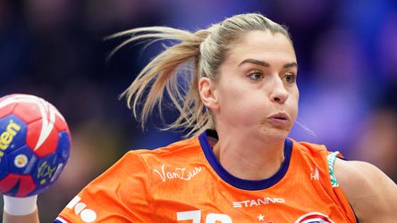 Drama voor Estavana Polman: na geweldige start beleeft handbalster inktzwarte middag