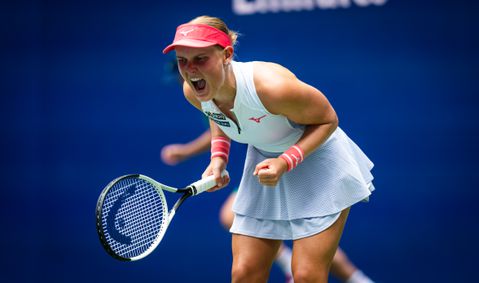 Nederlandse toptennisster Suzan Lamens beleeft hoogtepunt na unieke prestatie