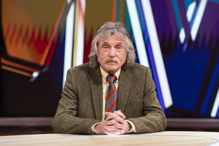 Geïrriteerde Johan Derksen 'moest godsvermogen betalen'  om dochter te helpen: 'En toen kreeg ze verkering...'