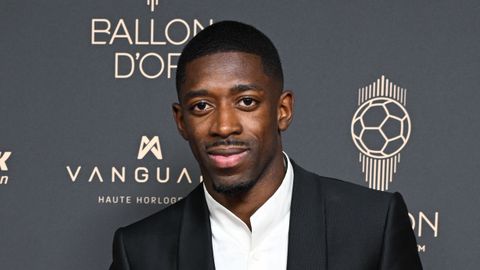 De tranen van Ousmane Dembélé na winnen Ballon d'Or: 'Zij zijn als een vader voor me'