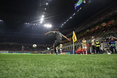 Olimpico! Christian Pulisic schiet een corner er ineens in