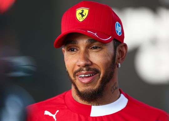 Bijzondere uitverkiezing voor F1-legende Lewis Hamilton, Max Verstappen grijpt volledig mis