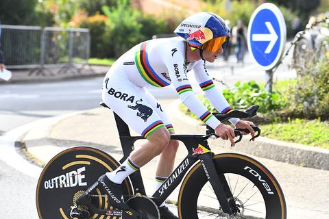 Visma | Lease a Bike baalt van parcours Tour de France 2027, ploeg Remco Evenepoel jubelt: 'Strijd nóg spannender'
