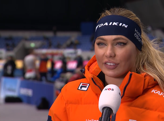 'Vaatdoek' Jutta Leerdam eerlijk na eerste optreden op schaatsbaan van Nagano: 'Dan had ik hier gewonnen'