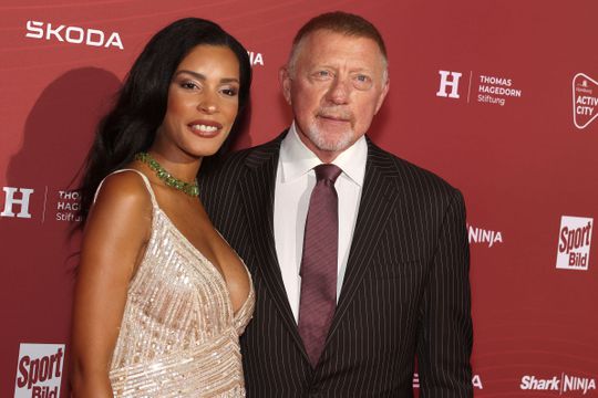 Tennislegende Boris Becker (58) deelt prachtig nieuws met geliefde (34): 'Verheugd om het aan te kondigen'