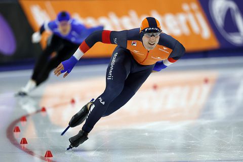 Balende Jenning de Boo (21) onaangenaam verrast bij World Cup in Calgary: 'Het werd zwart voor mijn ogen'