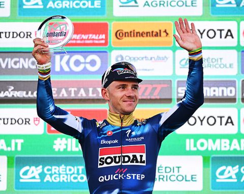 Topwielrenner Remco Evenepoel verrast vriend en vijand met liefdevolle keuze: 'Ik weet niet hoe dat is'