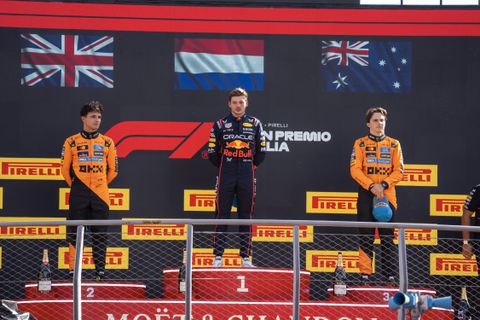 Grote rivaal van Max Verstappen wekt verbazing met bericht: 'Misschien heb ik het per ongeluk gedaan'