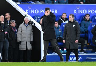 Engelse media bikkelhard voor Ruud van Nistelrooij na volgende nederlaag: 'De huwelijksreis is alweer voorbij'