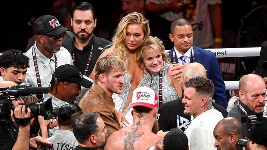 Schoonmoeder van Jutta Leerdam looft de bokser die haar zoon Jake Paul knock-out sloeg: 'Een echte gentleman'