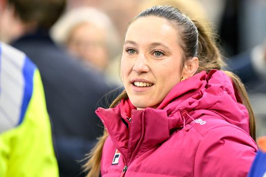 Topschaatsster Suzanne Schulting grapt om 'mensonterende' klus op World Cup in Inzell