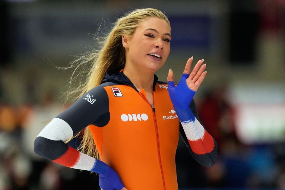 Schaatsicoon Jutta Leerdam kan glimlach niet bedwingen na 'heel erg goede' 500 meter: 'Als ik heel e