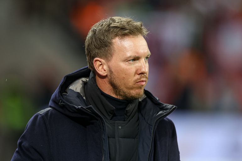Julian Nagelsmann uit kritiek op oude werkgever Bayern München: 'Coaches krijgen te weinig tijd'