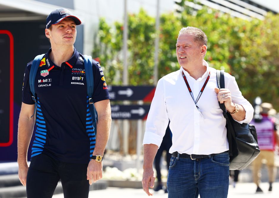 Jos Verstappen waarschuwt Formule 1 na 'beschamende' actie tegen zoon Max: 'Dat heeft hij al gezegd'