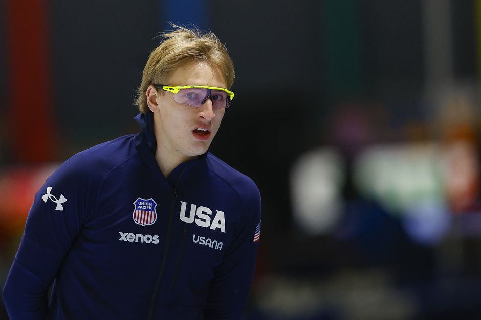 Ongeloof bij schaatsfenomeen Jordan Stolz: Amerikaan komt er niet aan te pas op laatste afstand in Polen