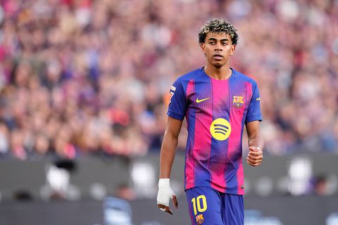 Wonderkind Lamine Yamal zorgt voor onrust bij FC Barcelona na klinkende zege: 'Woede was van gezicht af te lezen'