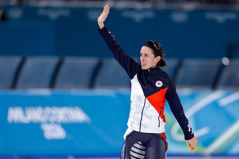 Emotioneel afscheid schaatsicoon en rivaal Ireen Wüst: 'Geen enkele vrouw heeft me zo vaak laten huilen'