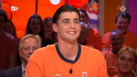Topschaatser Jenning de Boo krijgt pikante vraag van bekende presentatrice: 'Ben je daar klaar voor?'