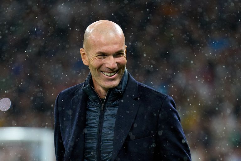 Zinedine Zidane kan het nog steeds: Real Madrid-legende steelt de show tegen Porto