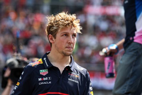 Keiharde woorden voor teamgenoot Max Verstappen: 'Wat er nu gebeurt is ondenkbaar en pijnlijk'