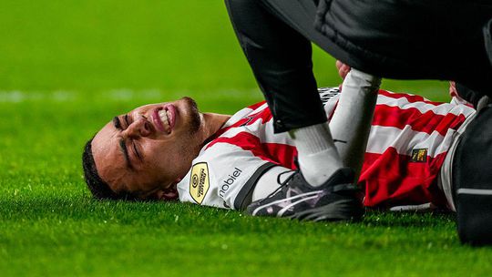 PSV’er Sergino Dest openhartig over enorm zware periode: 'Dat raakte me écht'