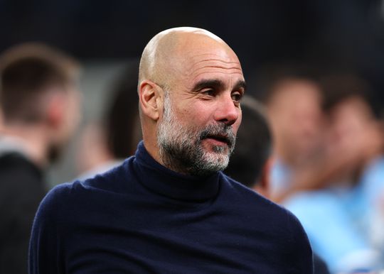 Opnieuw opvallende krassen op het hoofd van Pep Guardiola na bekerwinst: City-trainer gaat volledig los langs de lijn