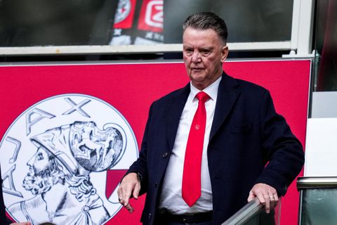 'Louis van Gaal (74) blijft ook na komst van Jordi Cruijff adviseur van Ajax'
