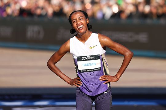 Sifan Hassan deelt slecht nieuws over bijzondere terugkeer: 'Ik ben teleurgesteld'