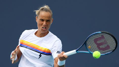 Arantxa Rus wint eerste wedstrijd in Madrid en mag nu aan de bak tegen Coco Gauff