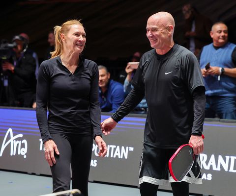 Oud-toptennisser Andre Agassi gaat ondanks 'huwelijksregel' verder met 18-jarige partner: 'Ze is het waarschijnlijk zat'