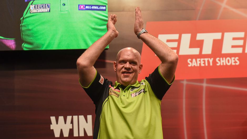 Topdarter Michael van Gerwen vlak voor clash met Luke Littler: 'Iedereen die me kent, weet dat'