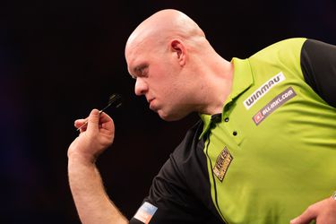 Michael van Gerwen kiest voor nieuwe pijlen en verklapt opvallend detail